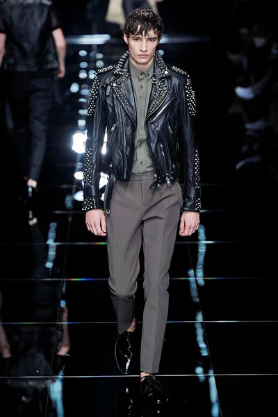 Look 41